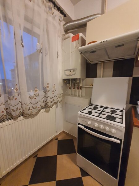 Militari Residence, proprietar, garsoniera, centrala proprie, 40 mp